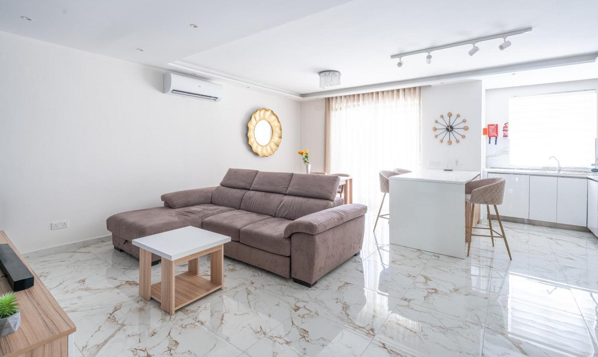 Modern & Luxurious Apartment - Prime Location St. Paul's Bay Exterior photo